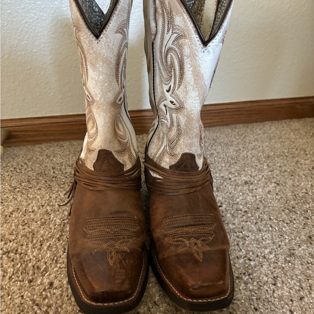 Old pair of Laredo Cowboy Boots Brown/Cream size 8 - Picture 3 of 9